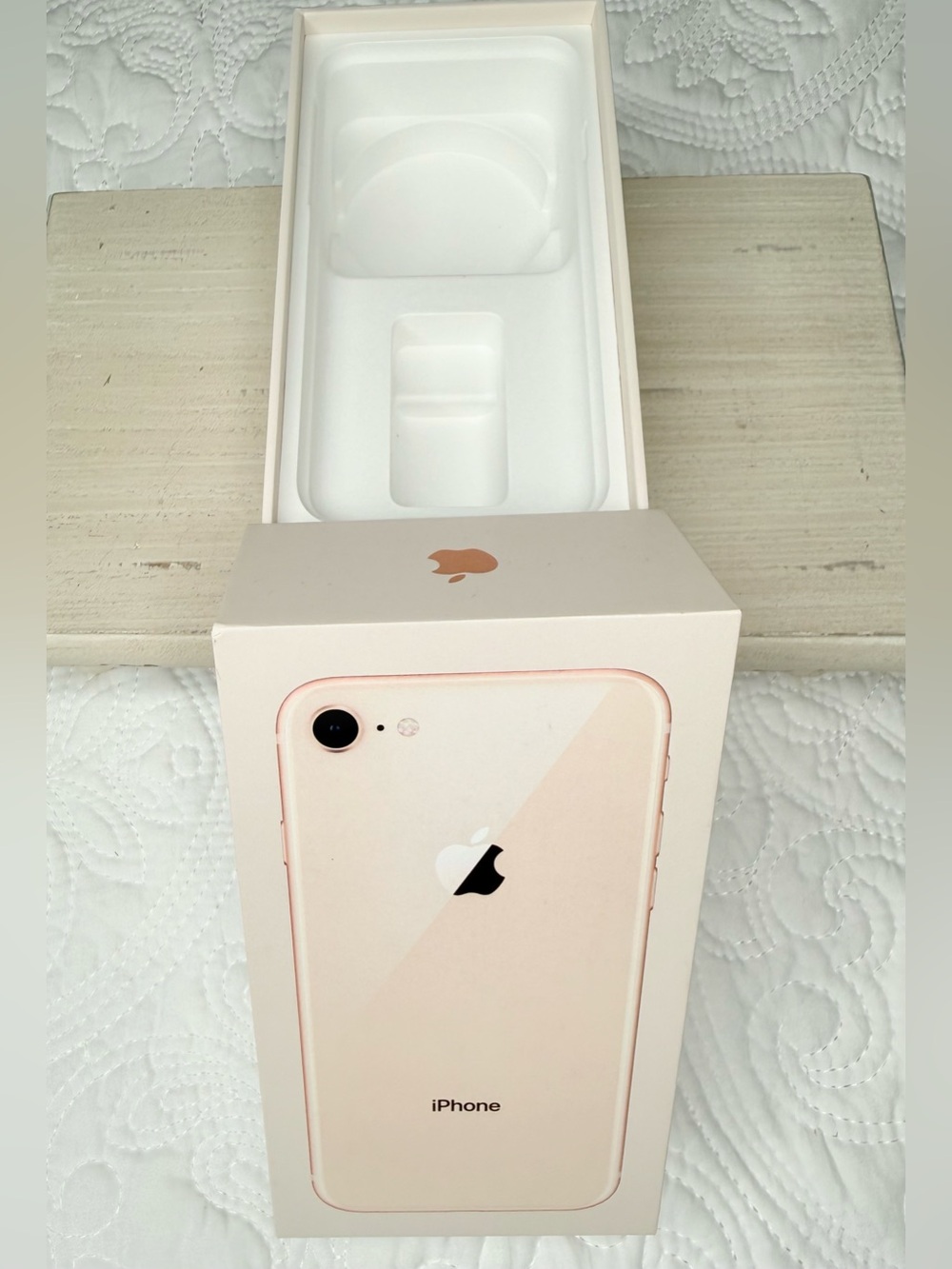 Apple iPhone 8 (Pink) Box only